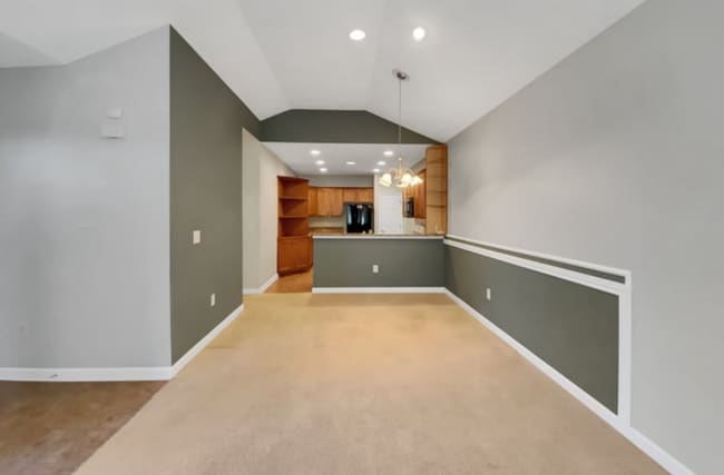 Foto del edificio - 5570 Prosperity View Dr