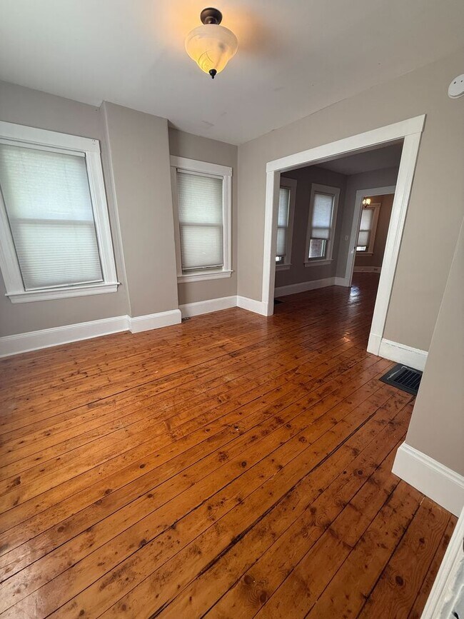 Foto del edificio - 1-7 Glenwood Ave.