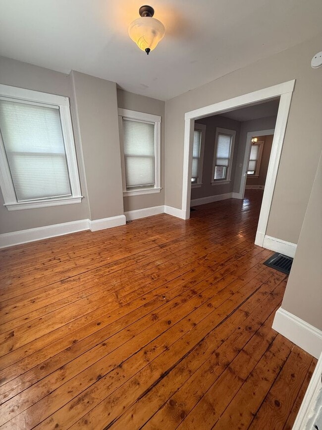 Building Photo - 1-7 Glenwood Ave.