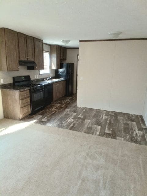 Building Photo - 4911 Bay Dr