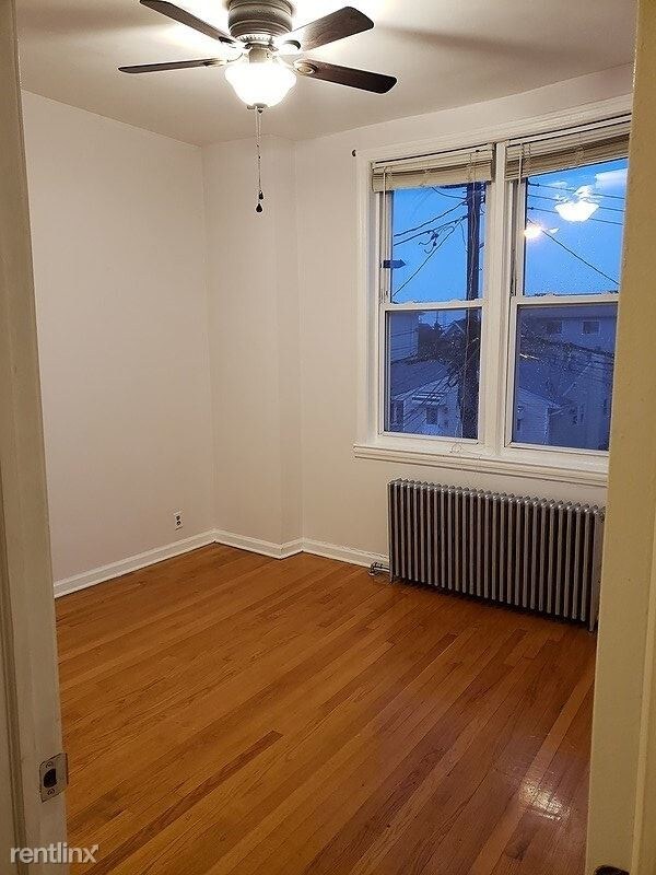 Building Photo - 3 br, 1 bath Apartment - 5210 Grand Avenue 2