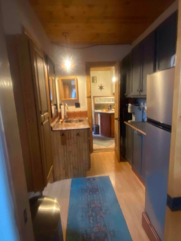 120 Palo Verde Cir Unit Moon View, Sedona, AZ 86351 Room for Rent in Sedona, AZ