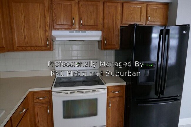 Foto del edificio - 2033 Oxford Ct