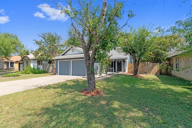 Foto del edificio - 12307 Emery Oaks Rd