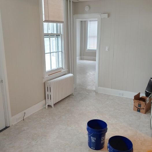 211 N Bedford St Unit Apt 1, Carlisle, PA 17013 Room for Rent in