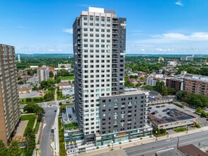Building Photo - Story of Rideau & Chapel