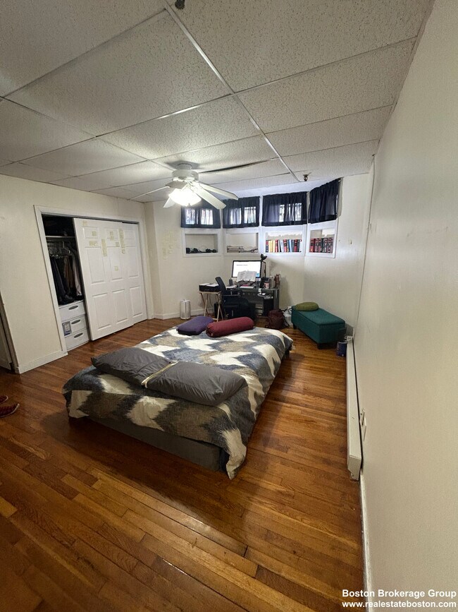 Foto del edificio - 857 Beacon St