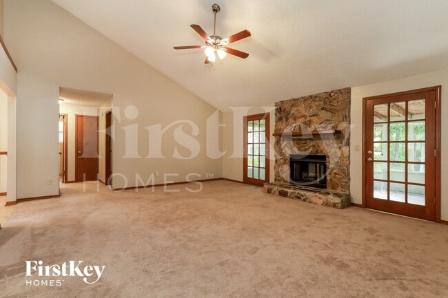 Building Photo - 515 Nassau Ct