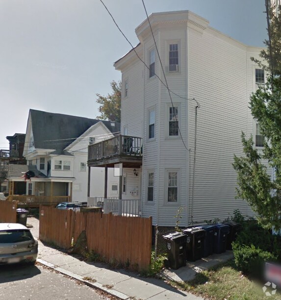 Building Photo - 26 Haskell St