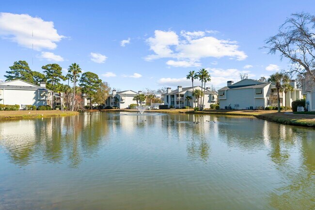 Building Photo - 1481 Center St Ext