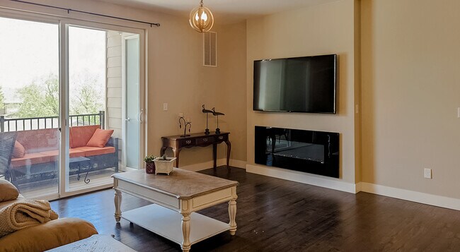 Foto del edificio - 15274 W 64th Ln