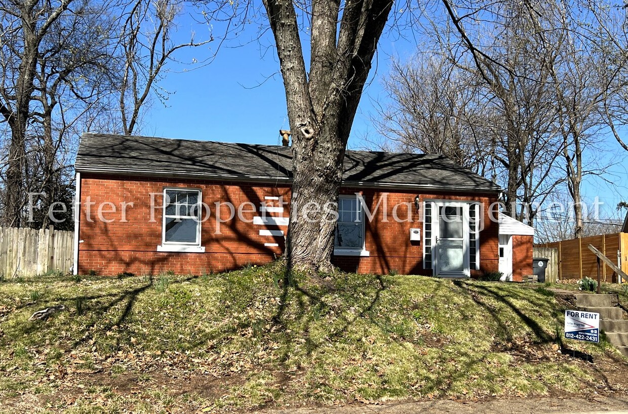 Primary Photo - Cute Eastside Home!