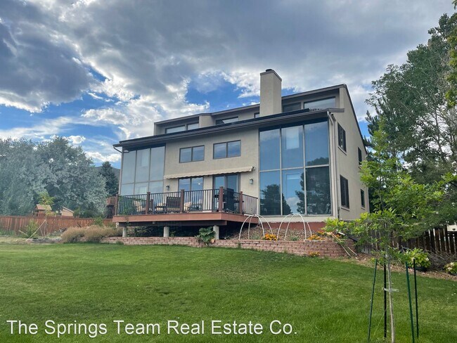 Foto del edificio - 5 br, 4 bath House - 2435 Stoneridge Drive