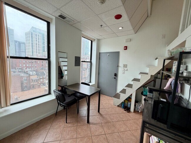 Foto del edificio - 72 Kneeland St