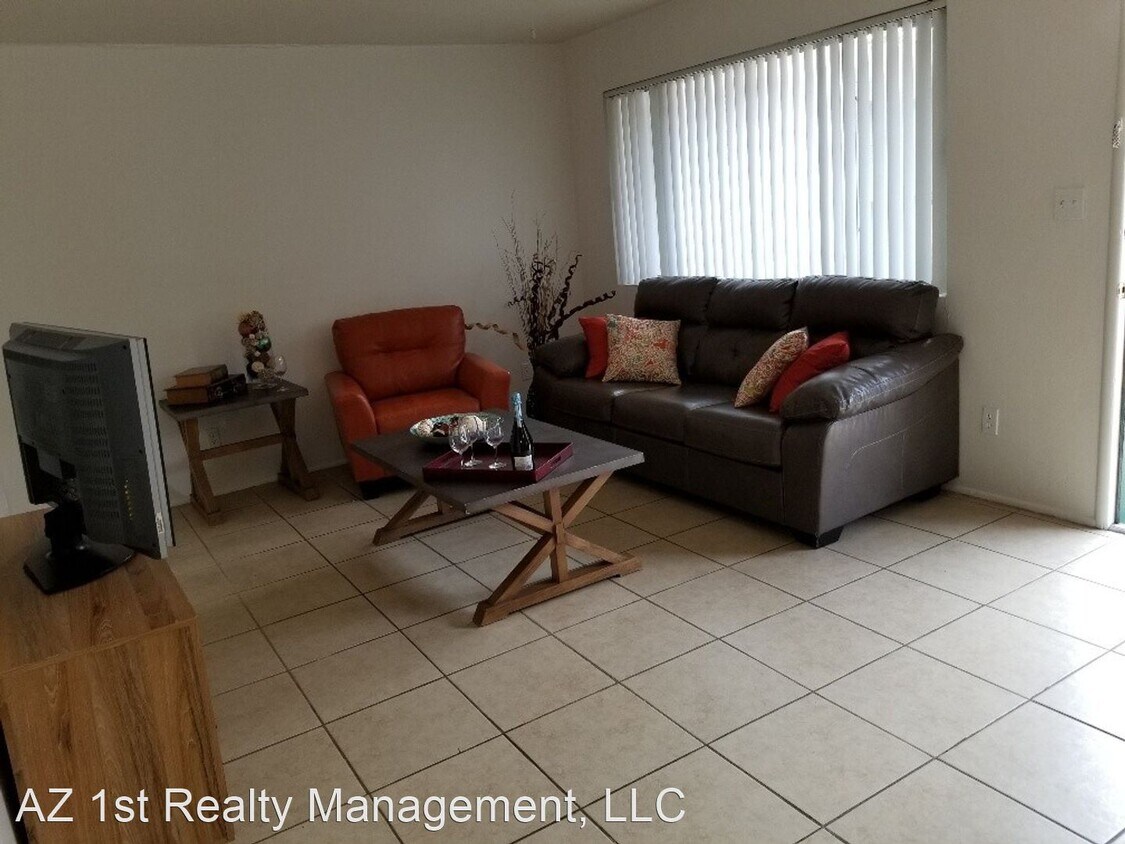 Foto principal - 460 S Bryant Ave