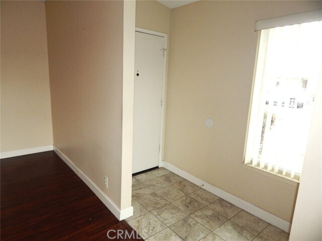 Building Photo - 8746 Placer Cir
