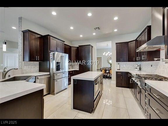Building Photo - 2609 Sun Reef Rd