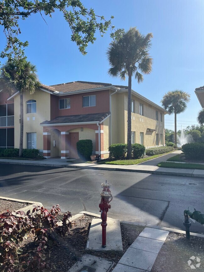 Villas Five at Brookshire Apartments for Rent with Gym/Fitness Center