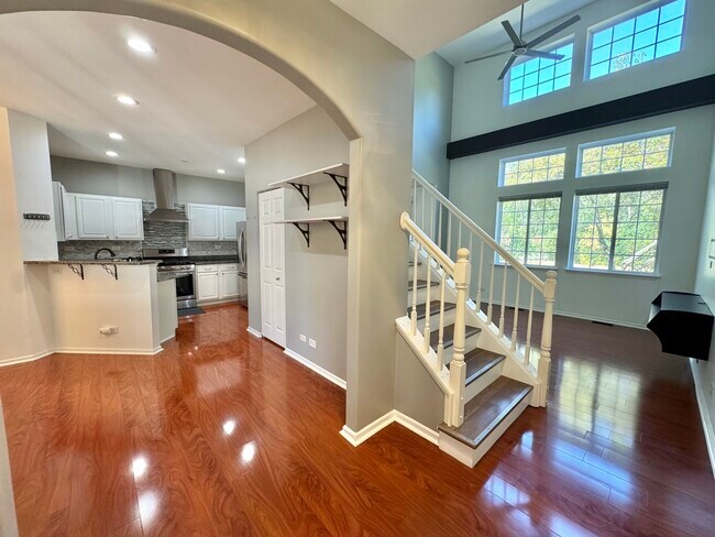 Building Photo - 58 W Briarwood Dr