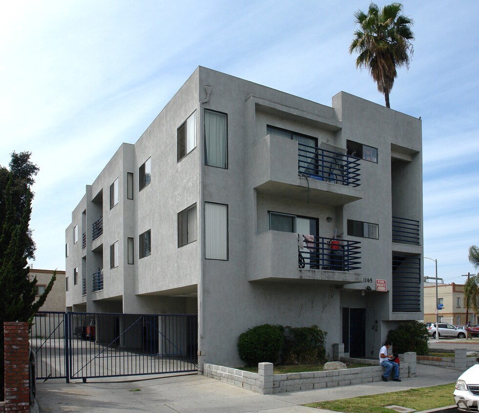 Building Photo - 1165 Locust Ave