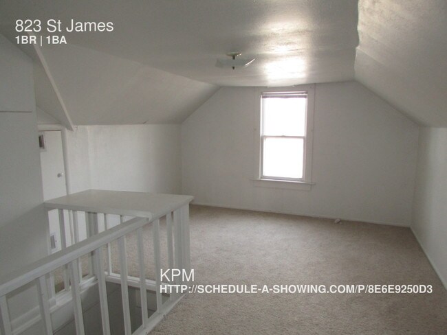 Foto del edificio - 823 Saint James St