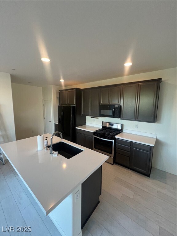 Foto del edificio - 742 Cottonwood Hl Pl