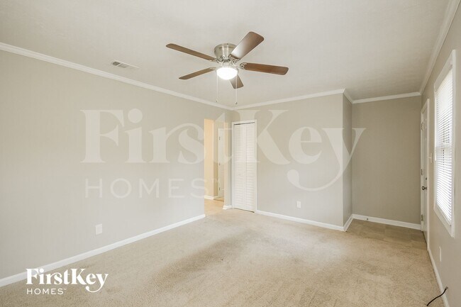 Building Photo - 7107 Willow Green Ct SW