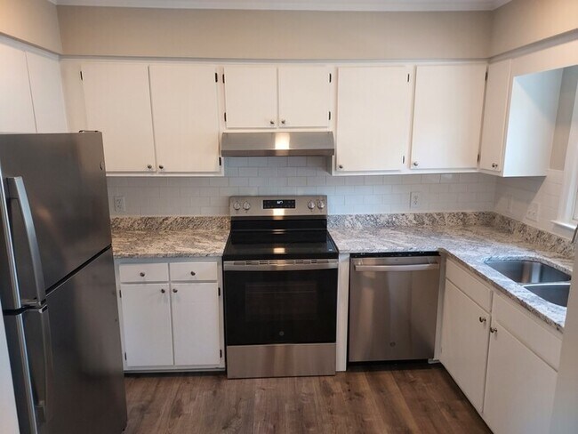 Foto del edificio - 3 Bedroom 1 Bath Ranch