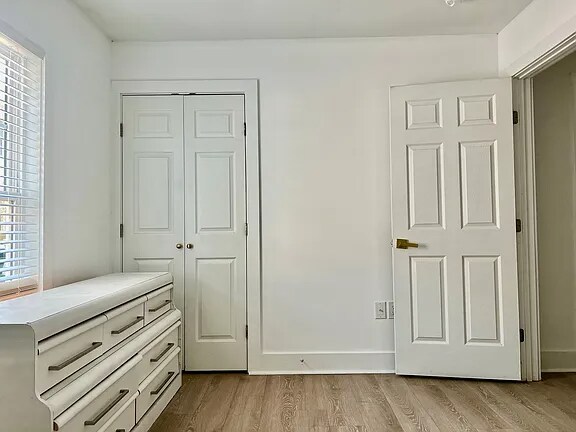 Foto del edificio - 7111 Porcher Dr