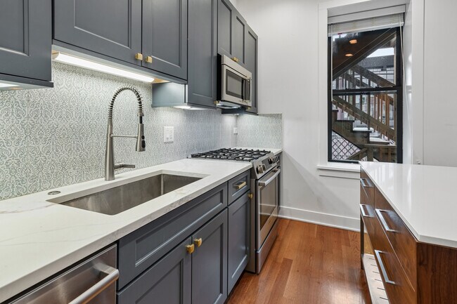 Foto del edificio - 3517 N Reta Ave