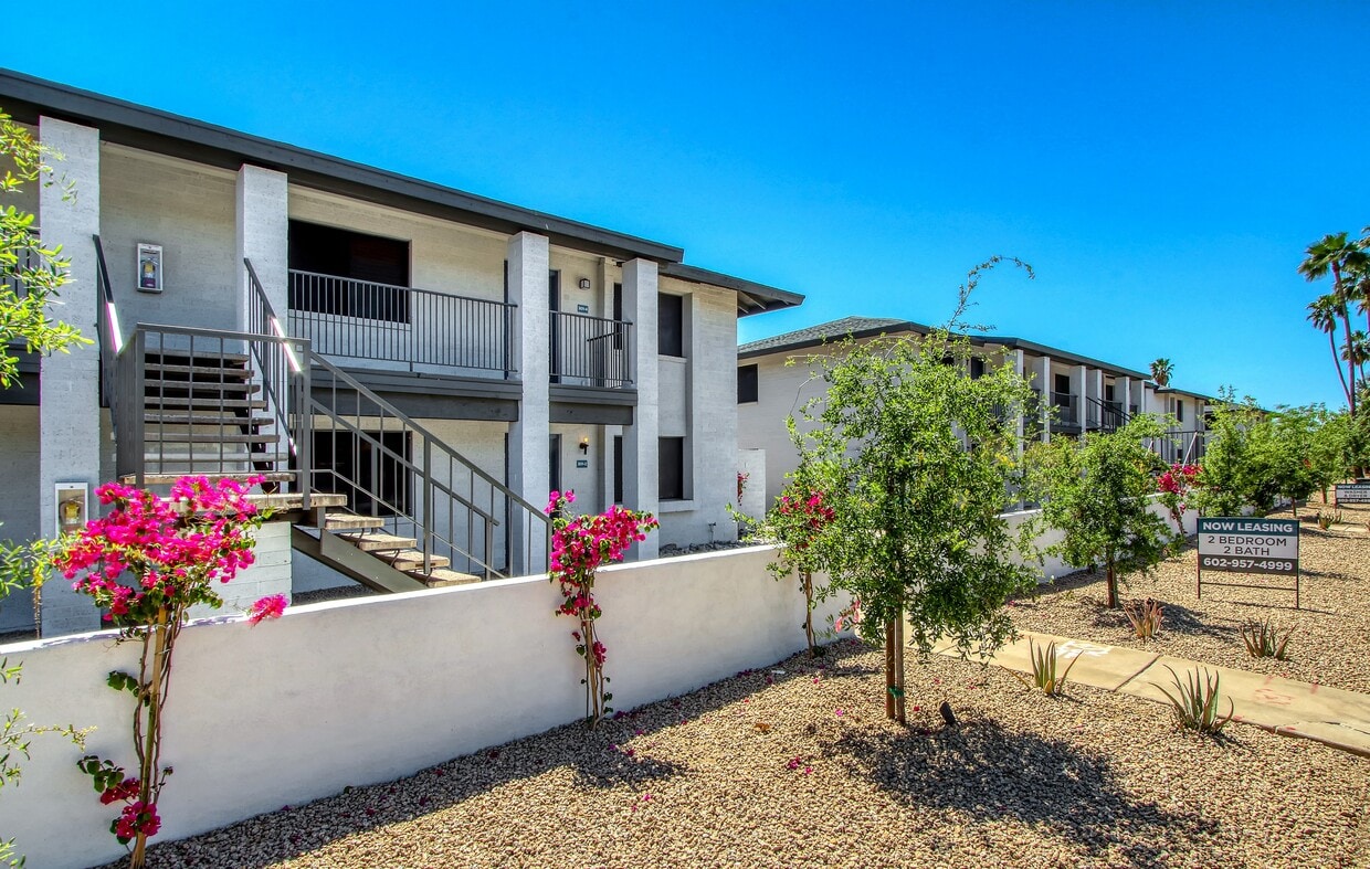 Reserve on Ray Apartments 301 W Ray Rd Chandler, AZ