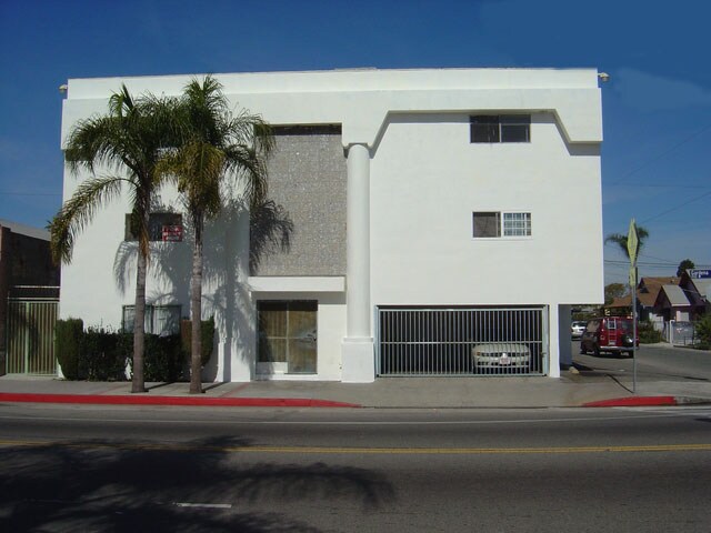 801 W Gardena - 801 W Gardena Blvd