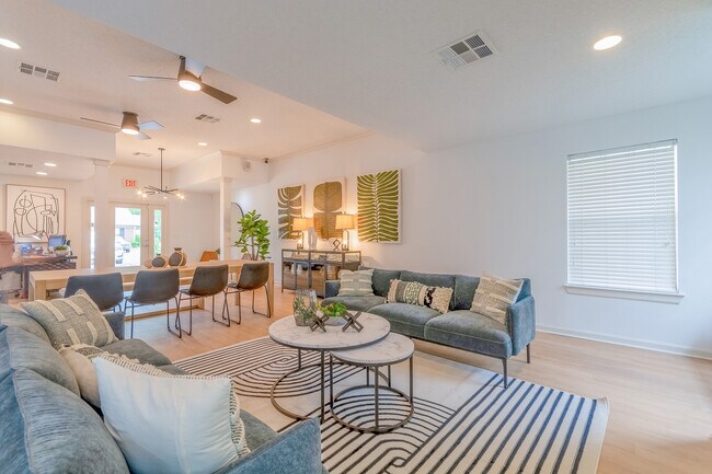 Foto del edificio - ReNew Otter Creek