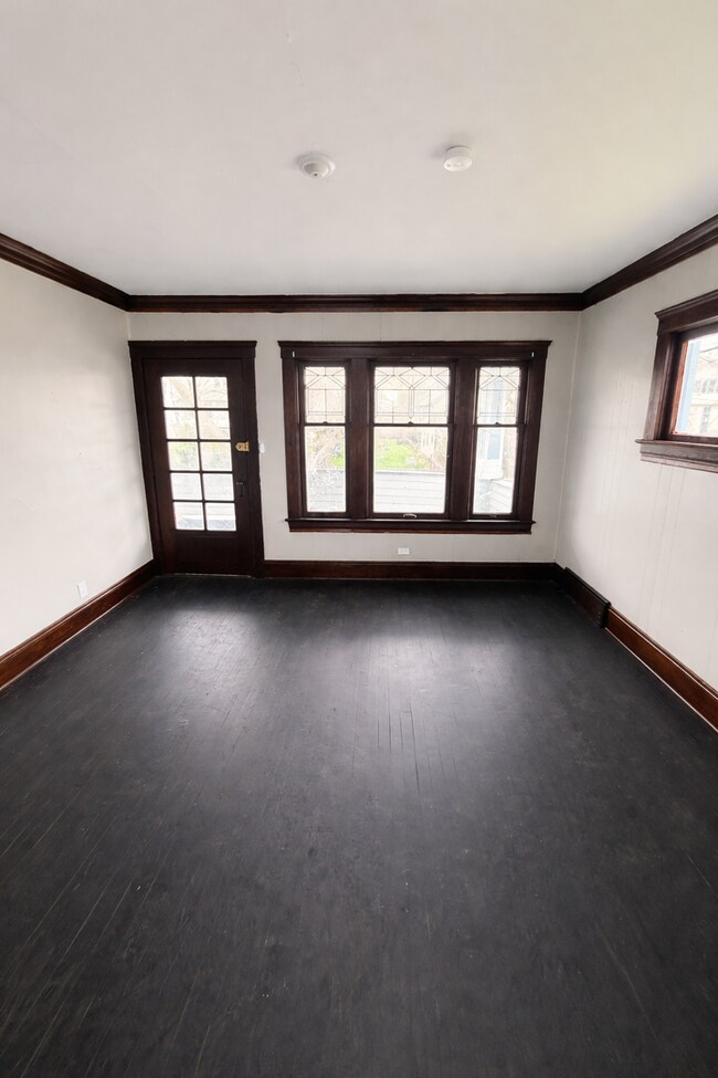 Foto del edificio - 9529 Mt Auburn Ave