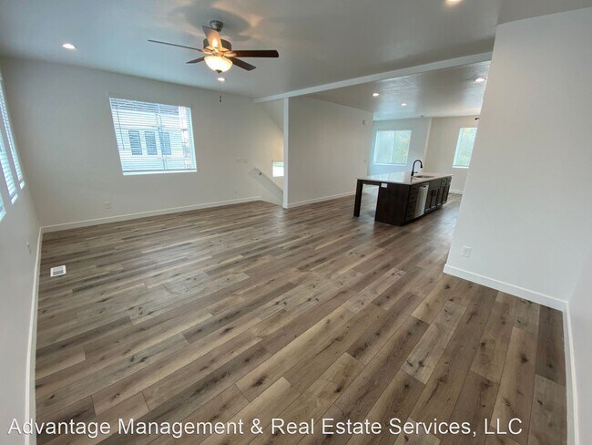 Building Photo - 4 br, 3 bath House - 530 S. 1094 W.