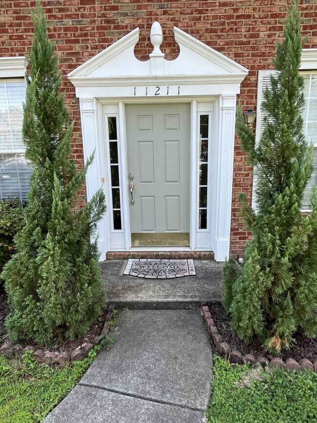 Foto del edificio - Beautiful 2 story home in Weston Glen - So...