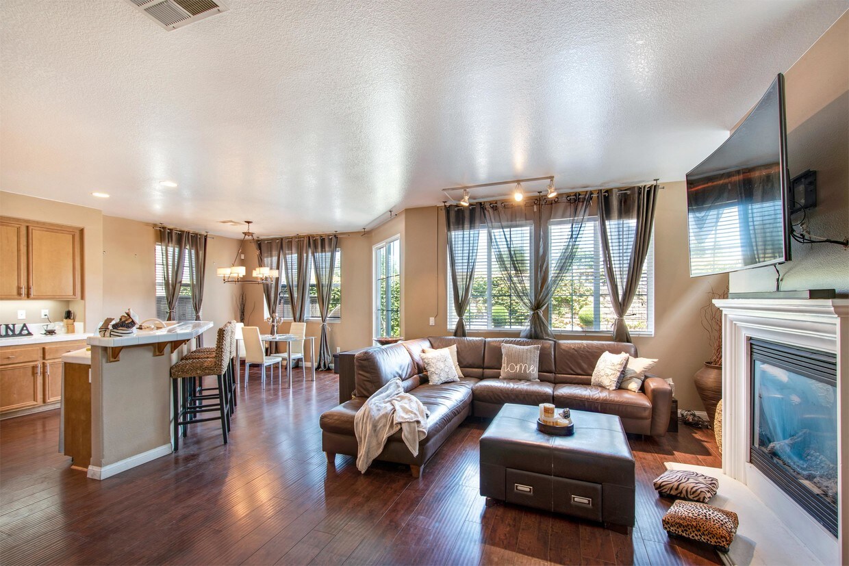 Foto principal - 3681 Chapman Ln