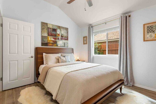 Foto del edificio - 1008 Pebble Brook Rd