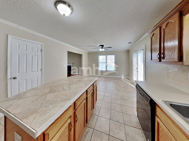 Building Photo - 11618 English Oak Ln