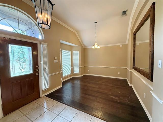 Building Photo - 10711 Sweet Water Dr