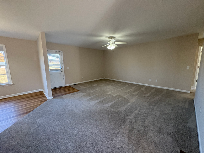 Foto del edificio - 342 Massengill Pond Rd