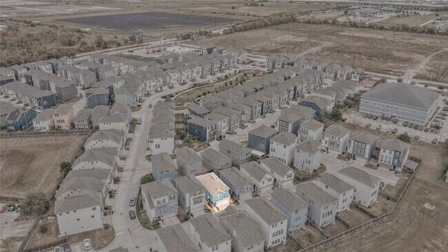 Foto del edificio - 11915 Oakmont Valley Trace