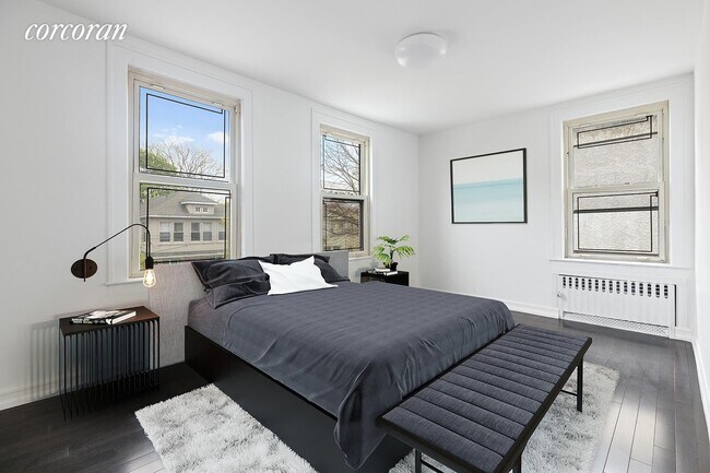 Foto del edificio - 928 E 26th St