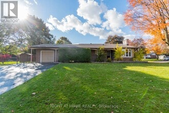 Building Photo - 899 Florell Dr