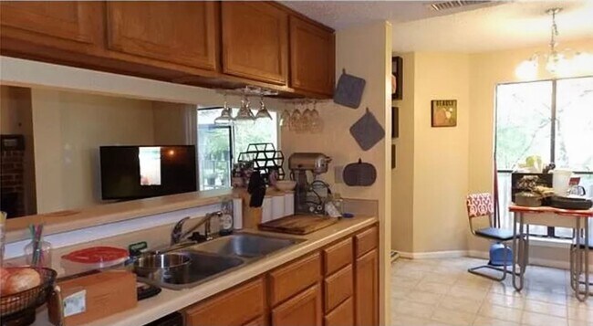 Foto del edificio - 13337 Water Oak Ln.