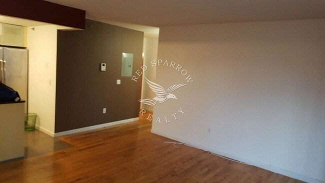 Building Photo - 8820 Parsons Blvd