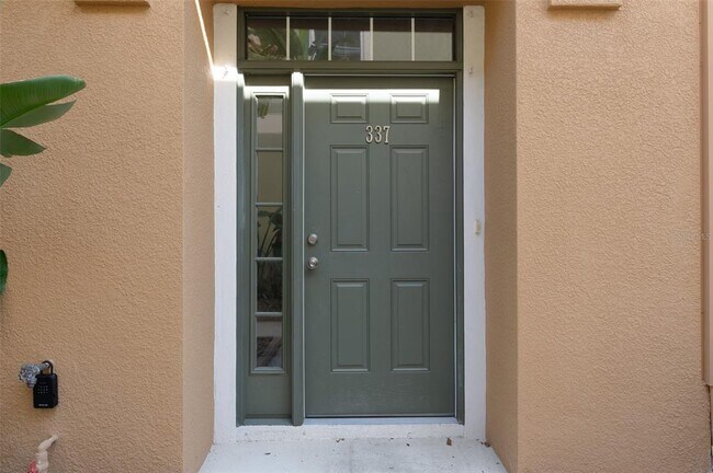 Foto del edificio - 7001 Interbay Blvd