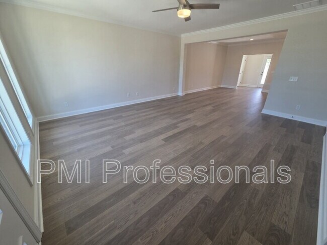 Building Photo - 1345 Rebecca Johns Dr