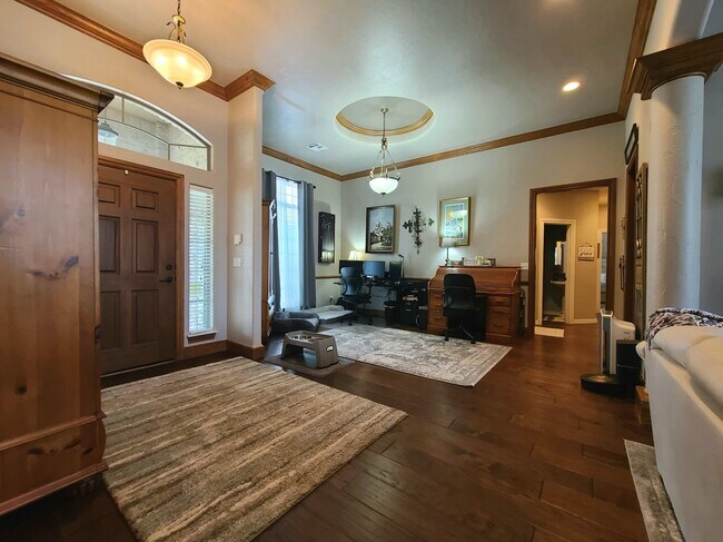 Foto del edificio - 413 Hamptonridge Rd