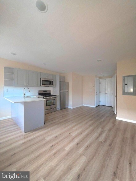 Foto del edificio - 510-12-512 W Norris St